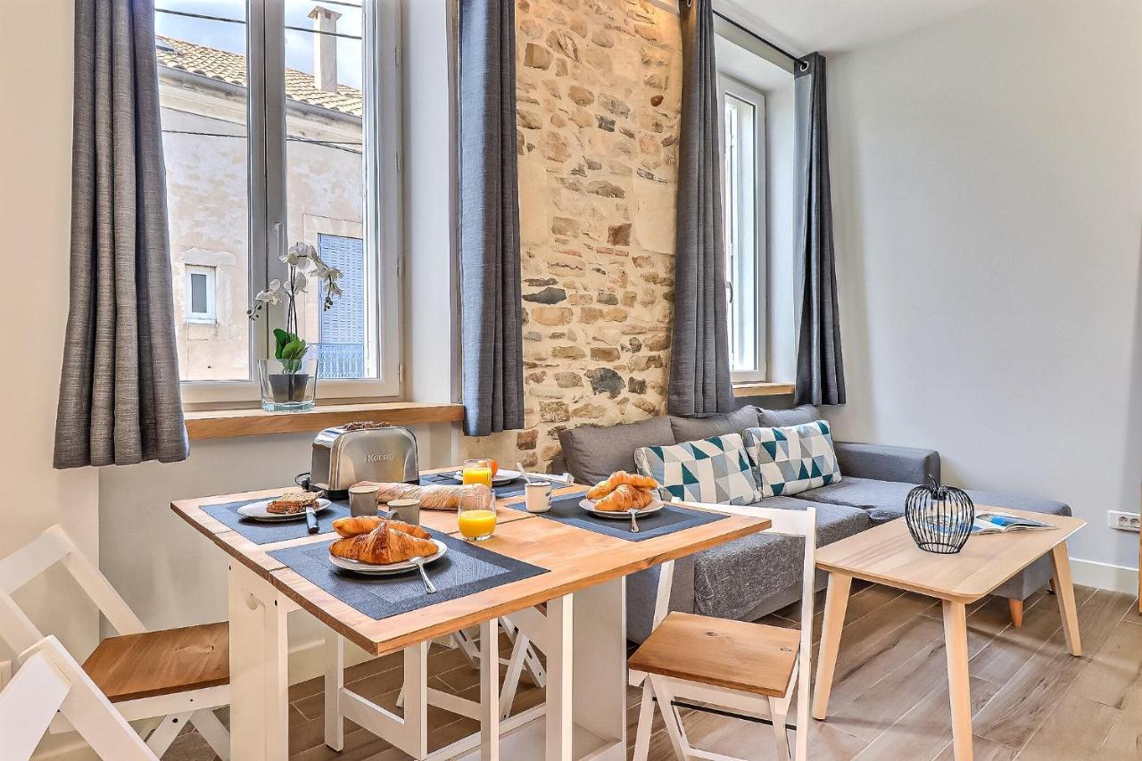 Ferienwohnung Appart Cosy Terrasse Gare De Nîmes Exterior foto